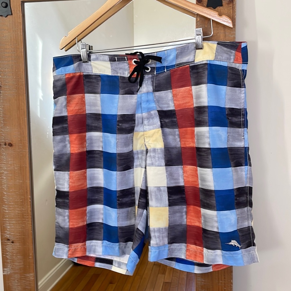 Tommy Bahama Plaid Boardshort Size 38